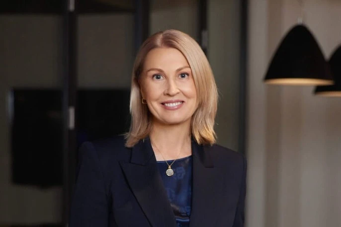 Vaida rūpinasi tuo, kad klientai atpažintų ir teigiamai vertintų „Telia“ prekės ženklą ir paslaugas. Ji su komanda kuria kampanijas, reklamas ir žinutes, kurios padeda žmonėms lengvai suprasti net sudėtingiausius technologinius sprendimus. Vaida nuolat ieško kūrybiškų idėjų ir seka naujausias rinkodaros bei komunikacijos tendencijas, kad „Telia“ žinutės būtų šiuolaikiškos, įtraukiančios ir svarbios.